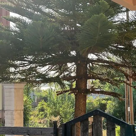 House At Kanoni With Private Garden