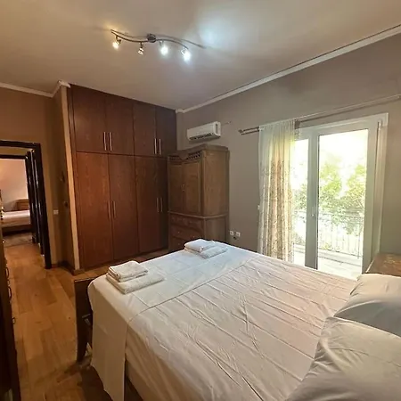 House At Kanoni With Private Garden Feriehus Corfu (city)