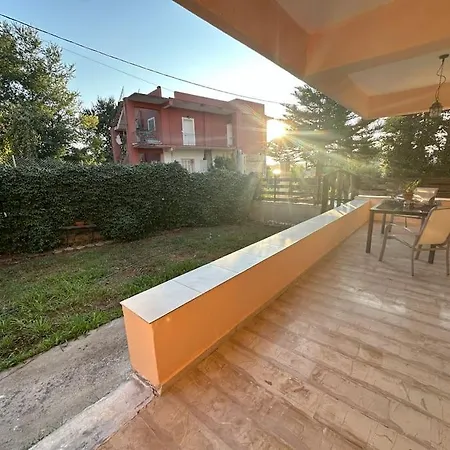 Feriehus House At Kanoni With Private Garden *